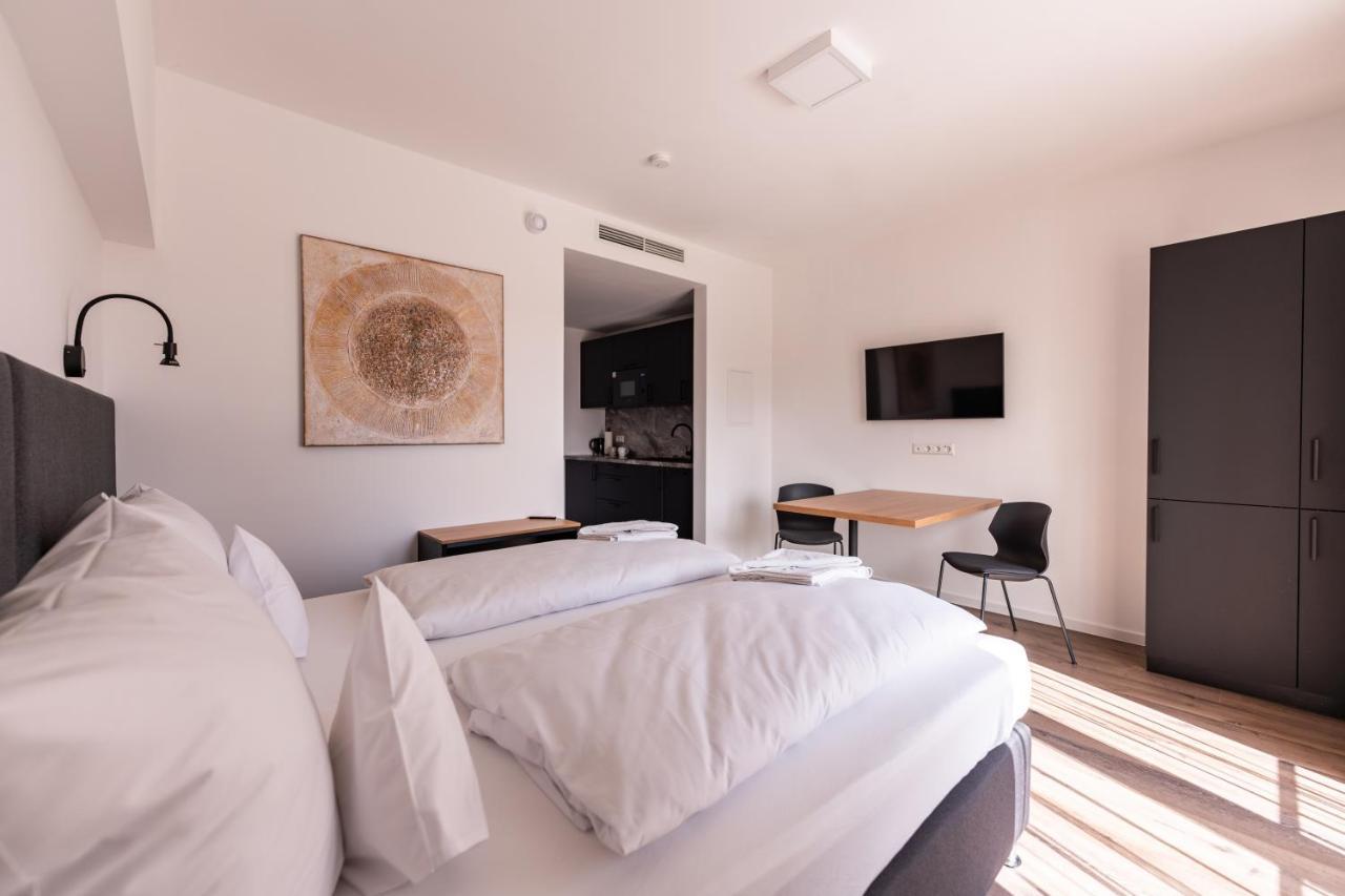 Living Neuburg Aparthotel Нойбург ан дер Донау Екстериор снимка